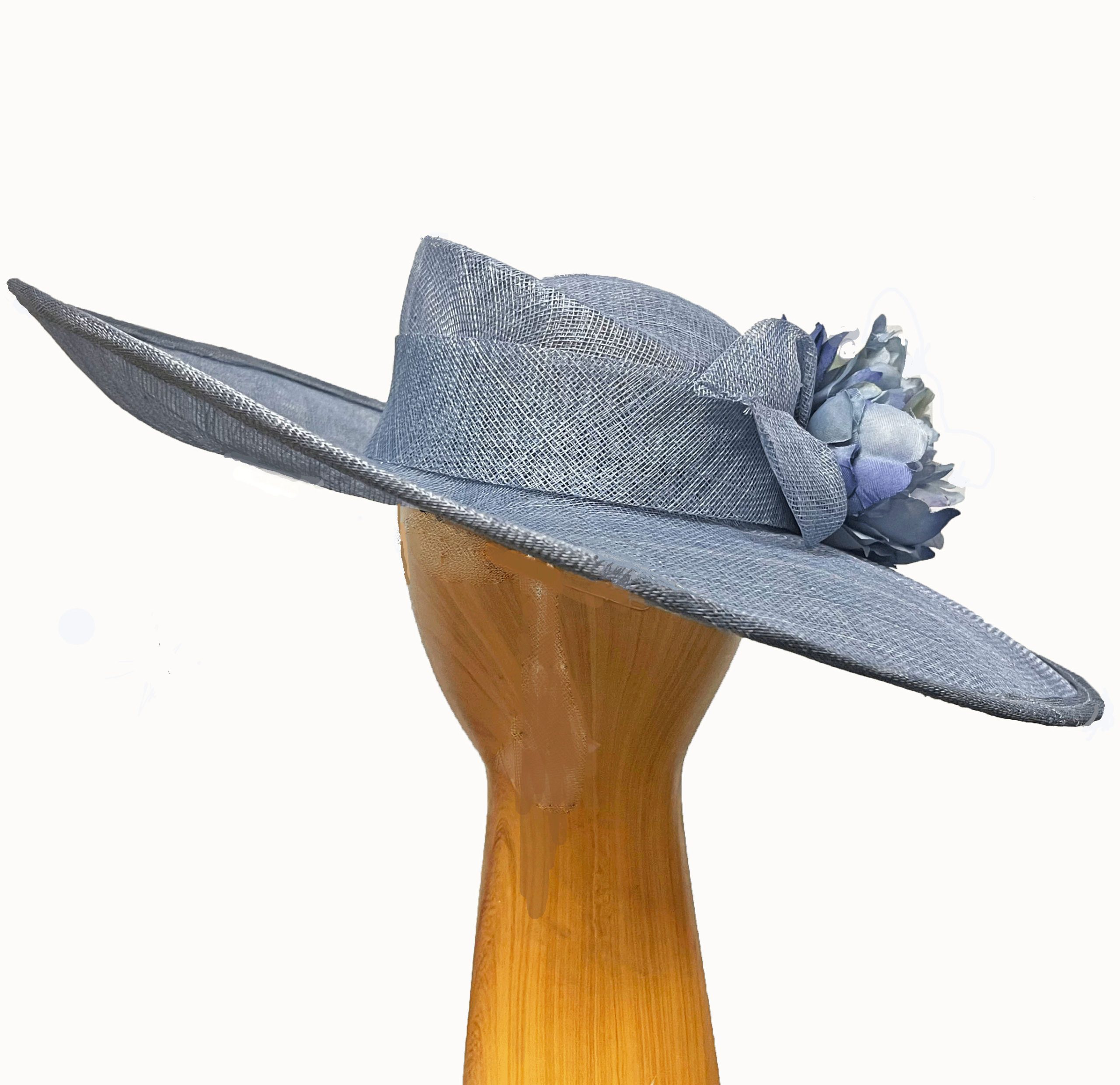 Bristal light blue flowers - Image 2